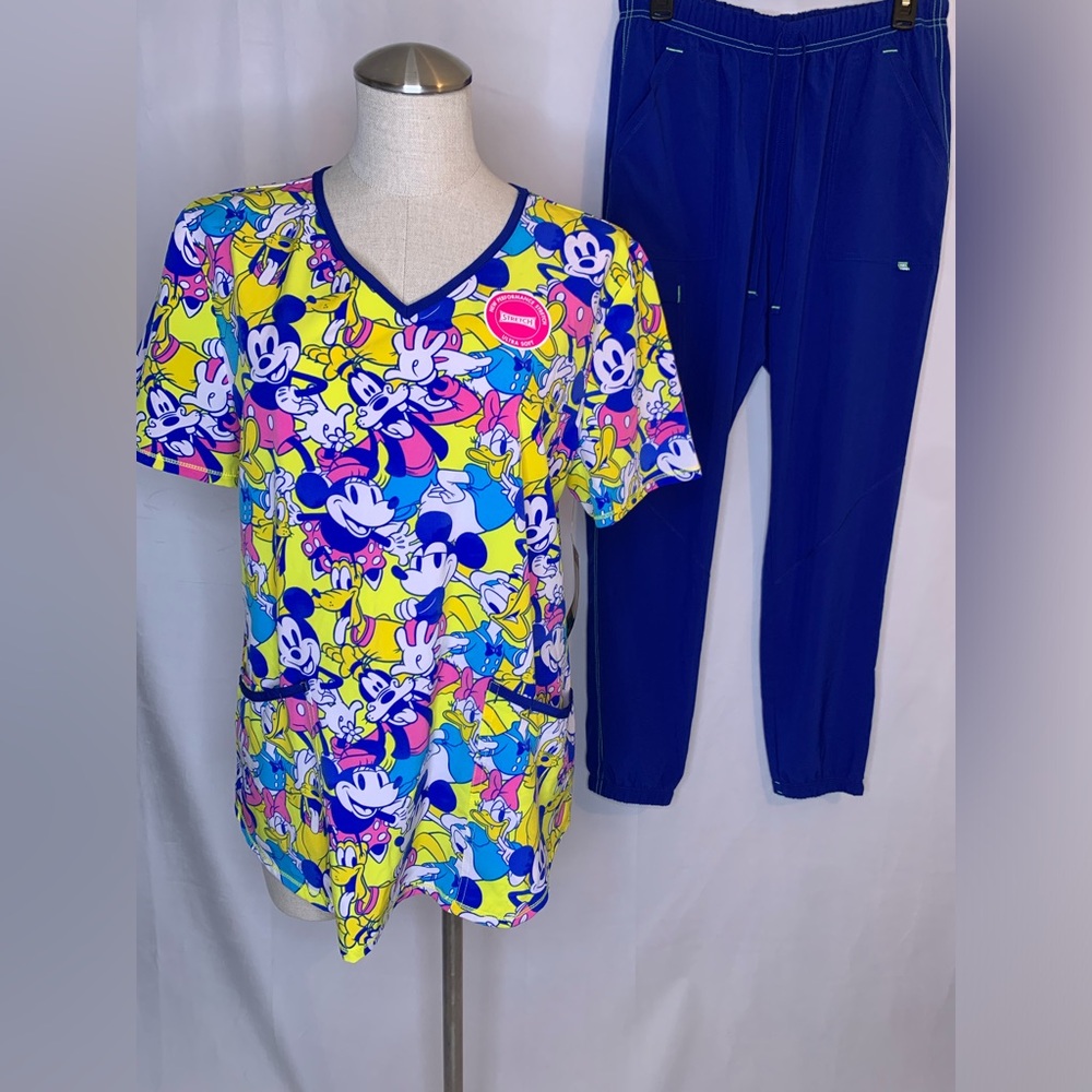 Disney fab five scrub set top and bottoms M neon Mickey Mouse nurse uniform CNA